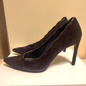 Stuart Weitzman Gray Luxe Suede Pointy Toe Stilleto Heel Pumps sz.9 Ret $425